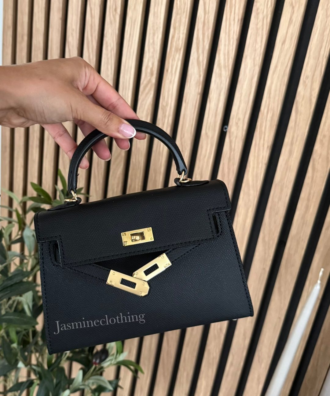 KK noir GOLD 19 cm