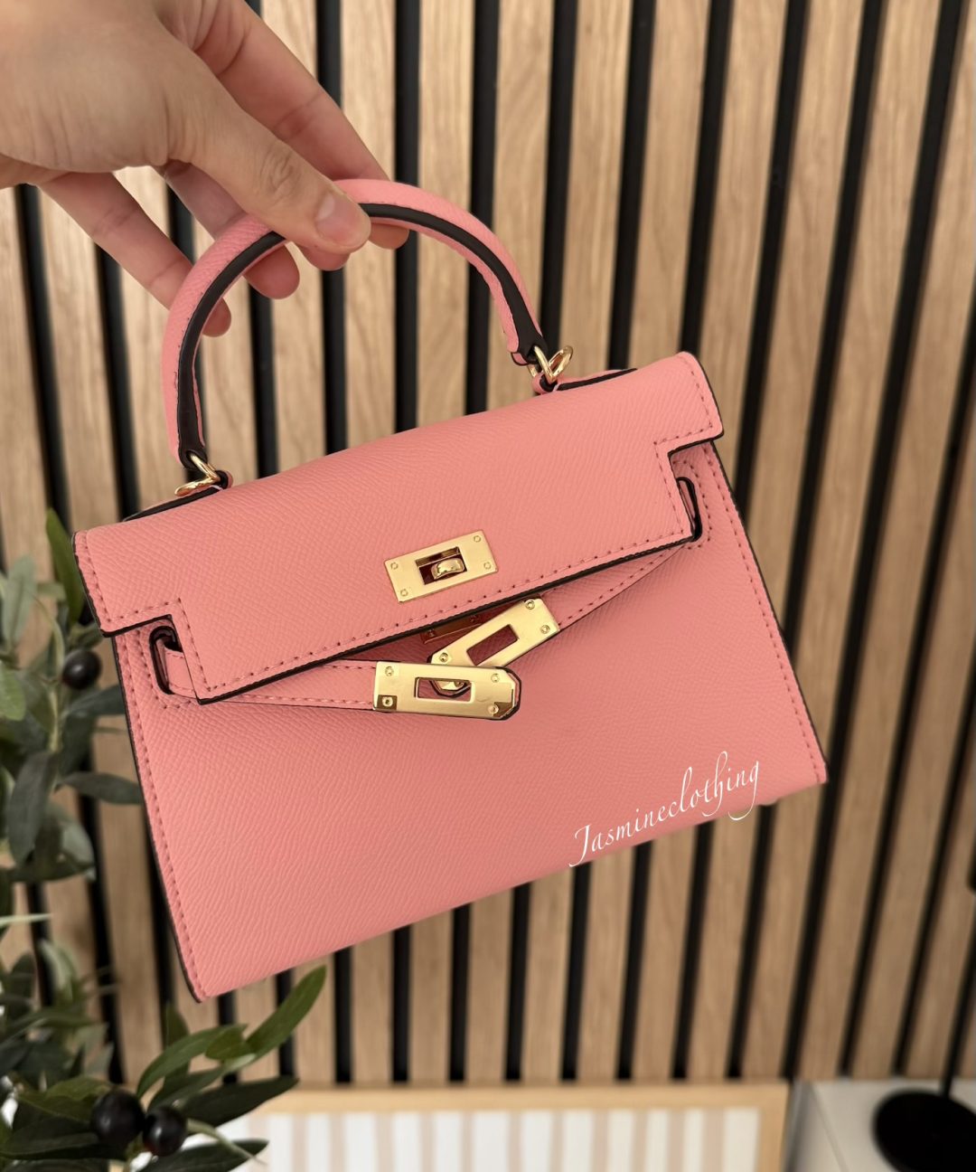 KK SWANN GOLD 19CM ✨💕🎀